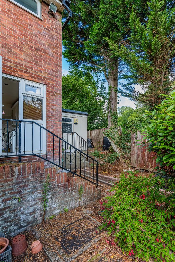 Fennel Close, Penarth — photograph 4